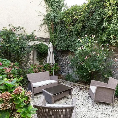 Residence Quelin Honfleur Buitenkant foto
